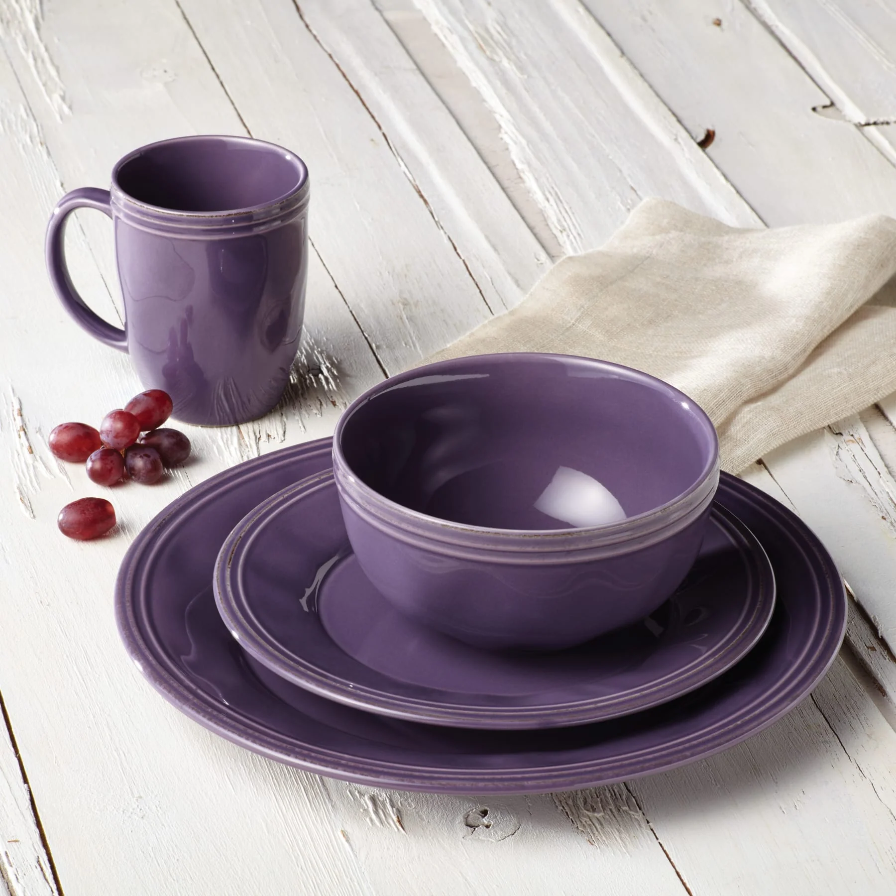 16-Piece Dinnerware Set - Image 21